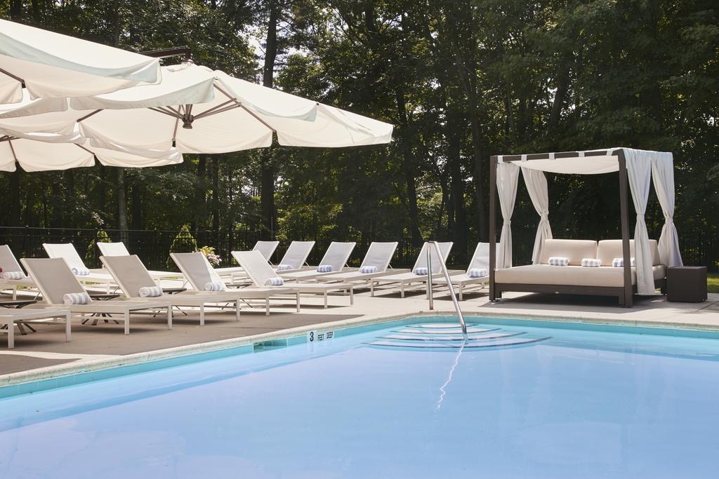 Hilton Westchester Rye Brook Exterior photo
